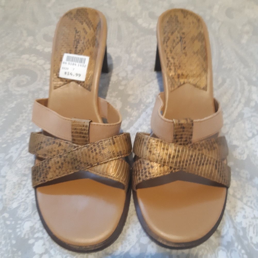New Fioni Sandal Heels